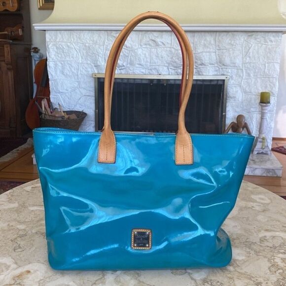 Dooney & Bourke Patent Extra Large Shopper Tote Turquoise Teal - Picture 1 of 14